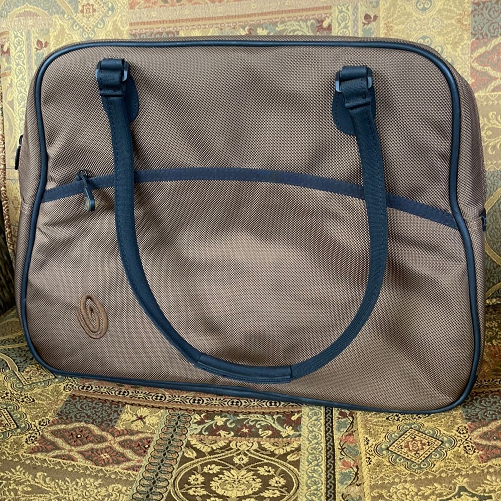 Timbuck 2 laptop briefcase BIN 18